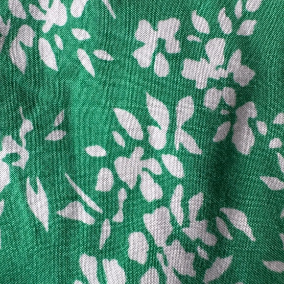 Beautiful, light weight urban kids dress - Picture 3 of 11